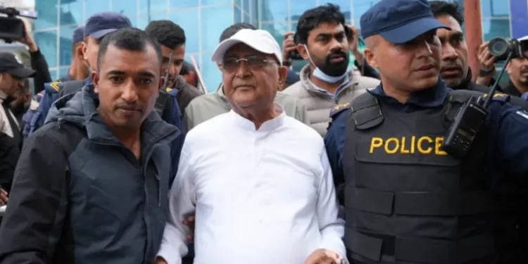 परिवारको जिम्मामा ओली, स्वास्थ्य निगरानी जारी