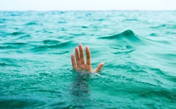 सेती नदीमा नुहाउने क्रममा युवक हराए