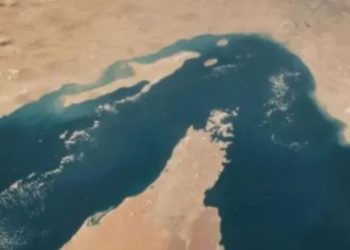 होर्मुज स्ट्रेट पार गर्ने पहिलो पाकिस्तानी तेल जहाज