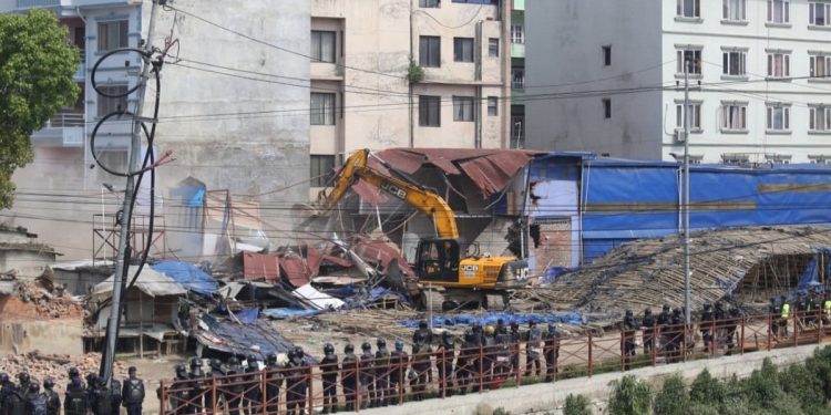 बल्खुपछि बालाजु-स्वयम्भु क्षेत्रमा डोजर अभियान विस्तार
