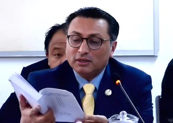 प्रमाण ल्याउनुस्, म कठघरामा उभिन तयार छु : अर्थमन्त्री वाग्ले