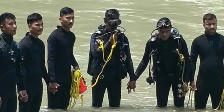 कर्णालीमा बेपत्ता ट्रकका सहचालकको खोजी जारी