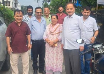 झापामा विश्वप्रकाश शर्मा र कृष्ण सिटौलाबीच भेट