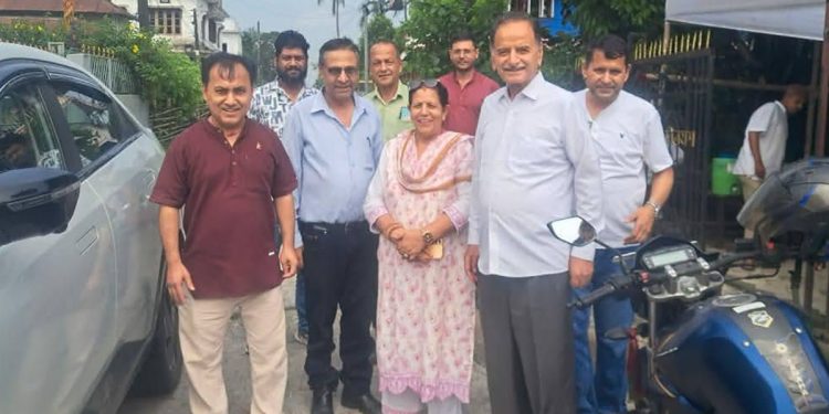 झापामा विश्वप्रकाश शर्मा र कृष्ण सिटौलाबीच भेट