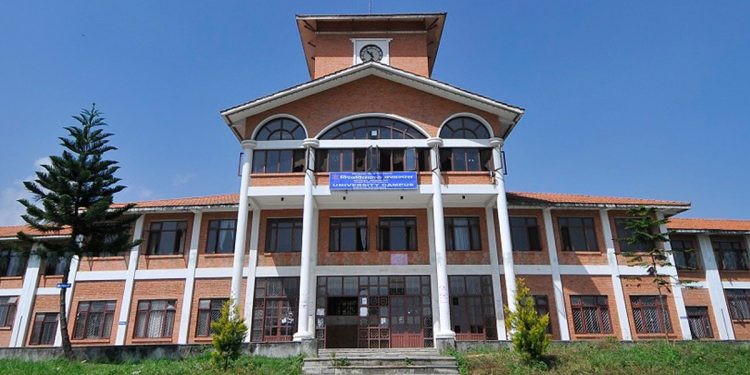 त्रिविका आंगिक क्याम्पसबाट विद्यार्थी संगठनका संरचना हटाउन निर्देशन