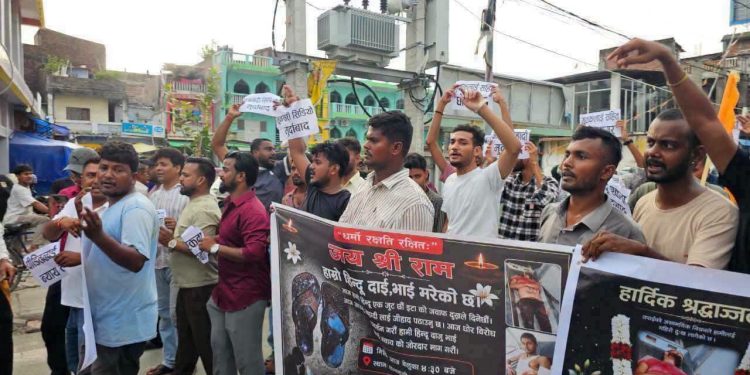 देवानगन्जको अवस्था सामान्य बन्दै, राजमार्गमा प्रदर्शन चर्कियो