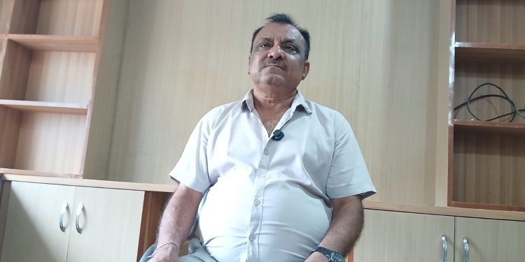 मिटरब्याज प्रकरणमा पूर्व एसएसपी साहको पत्रकार सम्मेलन : ‘ठगीको शिकार भएँ’