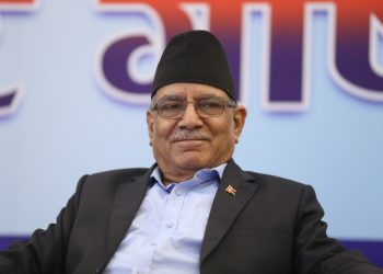 सरकारविरुद्ध चारैतिरबाट संघर्ष गर्न प्रचण्डको आह्वान