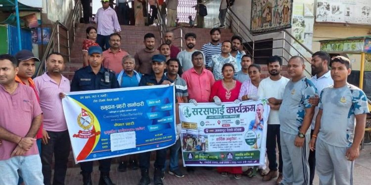 मनिष झा सचिवालयको पहलमा जनकपुर-१ मा सरसफाइ र वृक्षरोपण
