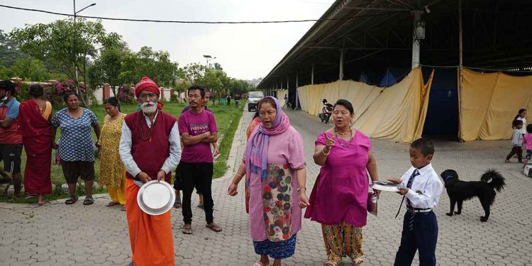 खाना नदिएको आरोपमा होल्डिङ सेन्टरमा सुकुमवासीको असन्तुष्टि