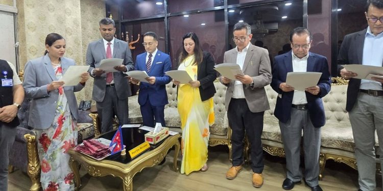 नवनियुक्त उपकुलपतिहरूलाई मन्त्री निशा मेहताद्वारा शपथ ग्रहण