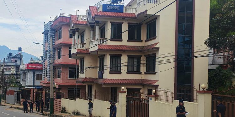 जनआस्था कार्यालयबाट कम्प्युटरलगायत सामग्री नियन्त्रणमा