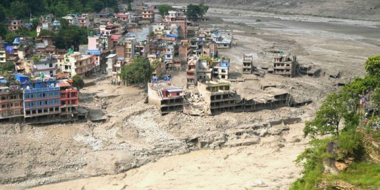 रसुवा बाढीमा मधेशका १६२ परिवार आफन्तको खोजीमा