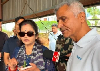 ग्यास आपूर्ति सहज बनाउन उद्योगमन्त्री यादव फिल्डमा
