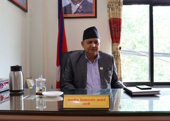 मुख्यमन्त्री आचार्यको पक्षमा बहुमत जुट्यो, कांग्रेस र जनमत विपक्षमा