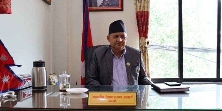 मुख्यमन्त्री आचार्यको पक्षमा बहुमत जुट्यो, कांग्रेस र जनमत विपक्षमा