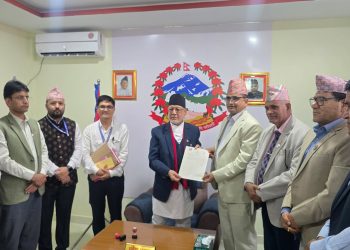 एमालेको समर्थनमा खगराज भट्ट बने सुदूरपश्चिमका मुख्यमन्त्री