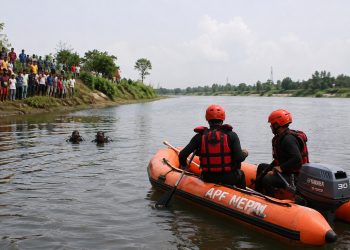 नुहाउन गएका तीन बालबालिका नदीमा डुबे, दुईको शव भेटियो