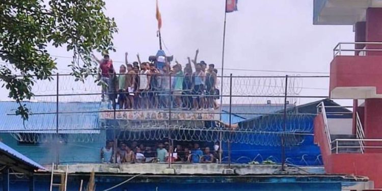 मोरङ कारागारमा बिहानै तनाव, कैदीबन्दीद्वारा प्रदर्शन