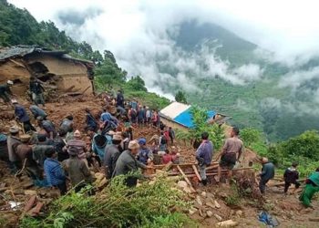 रोल्पामा पहिरोमा परी १८ जनाको मृत्यु, एक जना अझै बेपत्ता