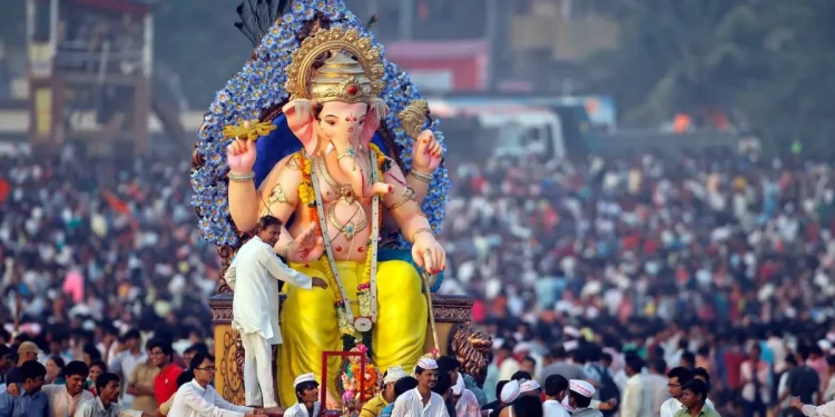 गणेश चतुर्थी मनाइँदै, पूजा-आराधनासँगै रथयात्राको तयारी