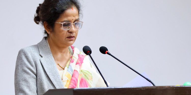 ग्यास उद्योगीमाथि टिप्पणी गरेकी उद्योगमन्त्री यादवको राजीनामा