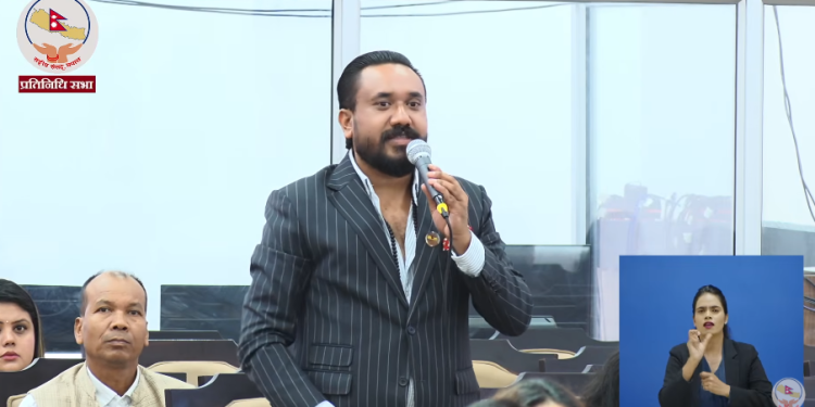 ‘के खाएपछि कन्फिडेन्स आउँछ?’ विपक्षीलाई खगेन्द्र सुनारको प्रश्न