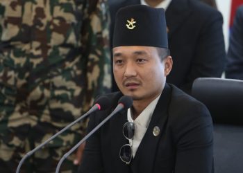 कुर्सीमा बसेर मात्रै नेतृत्व गर्ने शैली अब सान्दर्भिक छैन : गृहमन्त्री गुरुङ