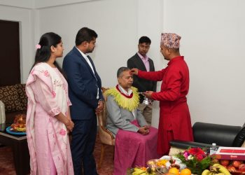 उपराष्ट्रपति यादवले ग्रहण गरे विजयादशमीको टीका