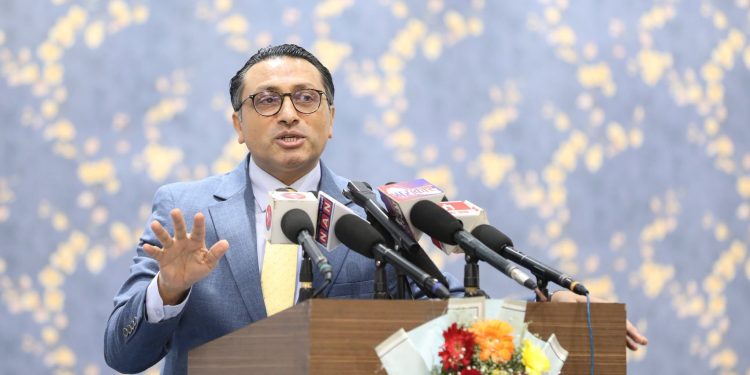 १०० अर्ब डलरको अर्थतन्त्र बनाउने लक्ष्यमा सरकार : अर्थमन्त्री वाग्ले