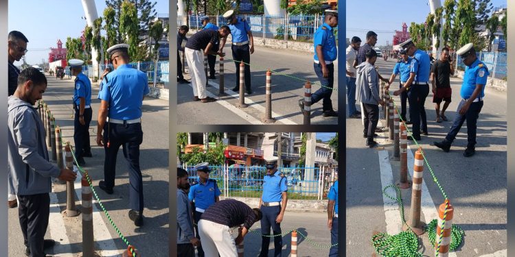 जनकपुरको व्यस्त चोकमा कोन र डोरीमार्फत ट्राफिक व्यवस्थापन