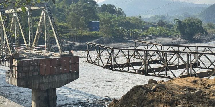 आरुघाटमा बेलिब्रिज निर्माण तीव्र, आजै जोड्ने तयारी
