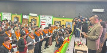 कांग्रेसको नयाँ केन्द्रीय कार्यसमितिका सदस्यहरूले लिए शपथ
