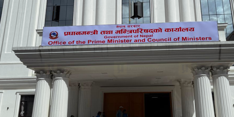 पत्रकार पक्राउबारे प्रधानमन्त्रीको सचिवालयले हात झिक्यो