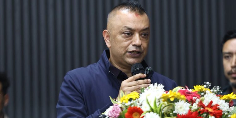 अर्थतन्त्र र सामाजिक विभेदबारे गम्भीर बहस आवश्यक : गगन थापा