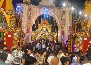 उज्यालोमा चम्कियो जनकपुरको राजदेवी मन्दिर-तस्बिर-