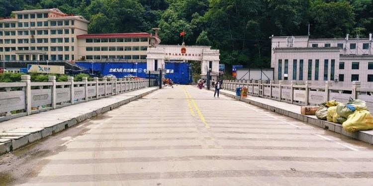 तीनै उत्तरी नाका बन्द, तातोपानी खोल्ने प्रयास जारी